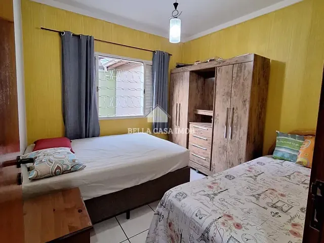 Casa com 250m² 3 quartos e 2 banheiros, à venda, no bairro Jardim Residencial Deolinda Guerra em Sorocaba