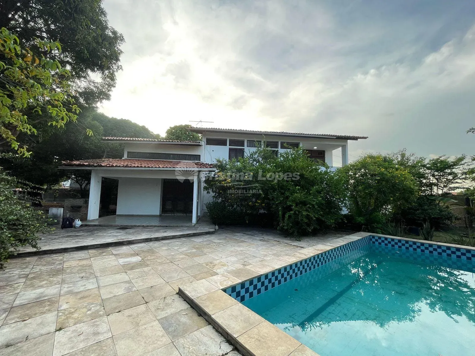 Casa, 4 quartos, 311 m² - Foto 1