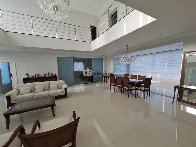 Casa com 2800m² 5 quartos e 10 banheiros, à venda, no bairro Vila Santo Antônio em São Roque