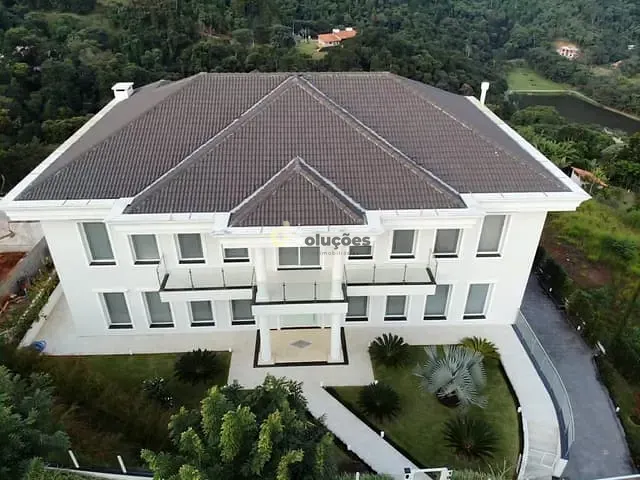 Casa com 2800m² 5 quartos e 10 banheiros, à venda, no bairro Vila Santo Antônio em São Roque