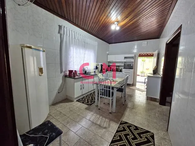 Casa com 200m² 2 quartos e 1 banheiro, à venda, no bairro Santo Antonio em Taquaritinga
