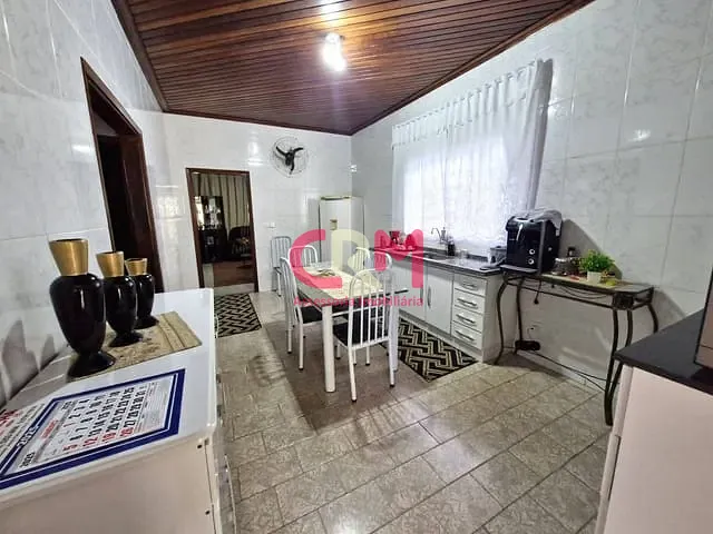 Casa com 200m² 2 quartos e 1 banheiro, à venda, no bairro Santo Antonio em Taquaritinga