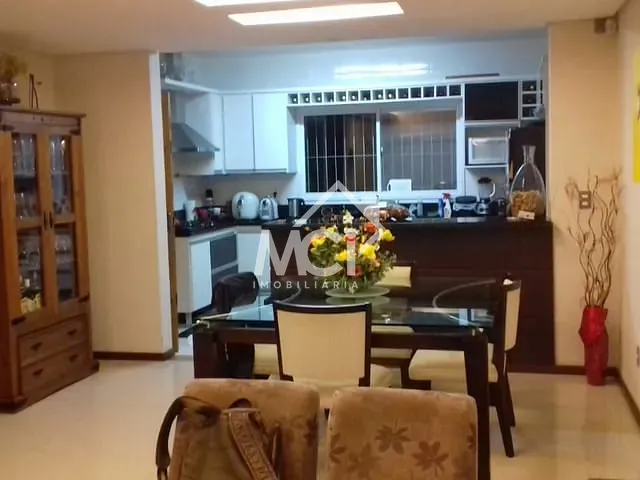 Casa 4 quartos e 1 banheiro, à venda, no bairro Três Vendas em Pelotas