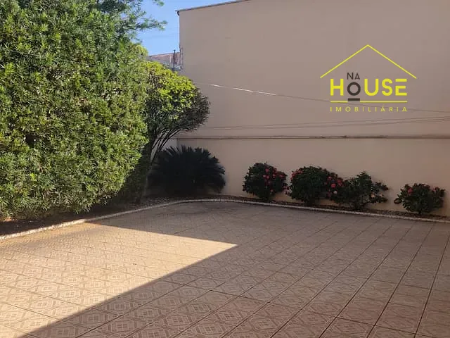 Casa com 480m² 3 quartos e 1 banheiro, à venda, no bairro Loteamento José Marin Cruz em Votuporanga