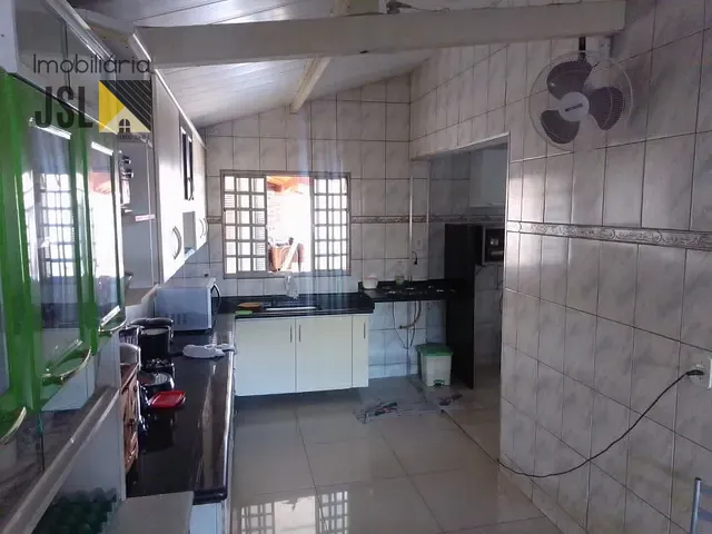 Casa com 181m² 3 quartos e 1 banheiro, à venda, no bairro Sapé II em Caçapava