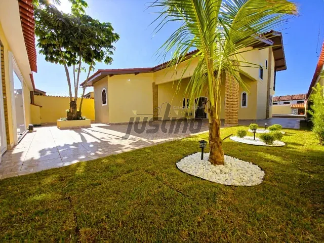 Casa com 410m² 4 quartos e 2 banheiros, à venda, no bairro Jamaica (Praia) em Itanhaém