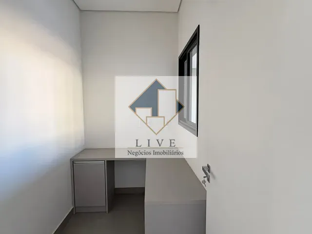 Casa com 300m² 3 quartos e 4 banheiros, à venda, no bairro Parque Brasil 500 em Paulínia