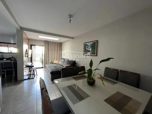 Casa com 180m² 3 quartos e 3 banheiros, à venda, no bairro Vila Oliveira em Mogi das Cruzes