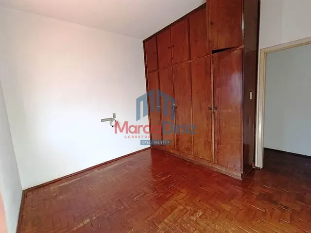 Casa 4 quartos e 2 banheiros, para alugar, no bairro Jardim Independência em Ituverava
