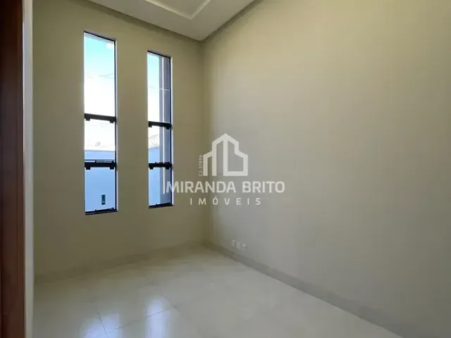 Casa 3 quartos e 2 banheiros, à venda, no bairro Independência - 3º Complemento em Aparecida de Goiânia