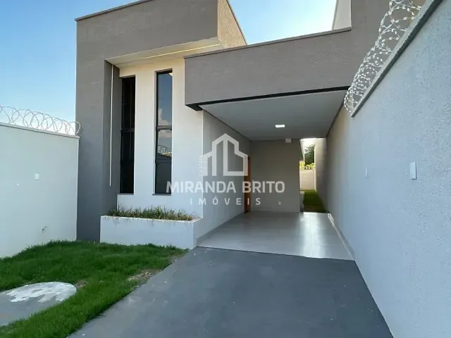 Casa 3 quartos e 2 banheiros, à venda, no bairro Independência - 3º Complemento em Aparecida de Goiânia