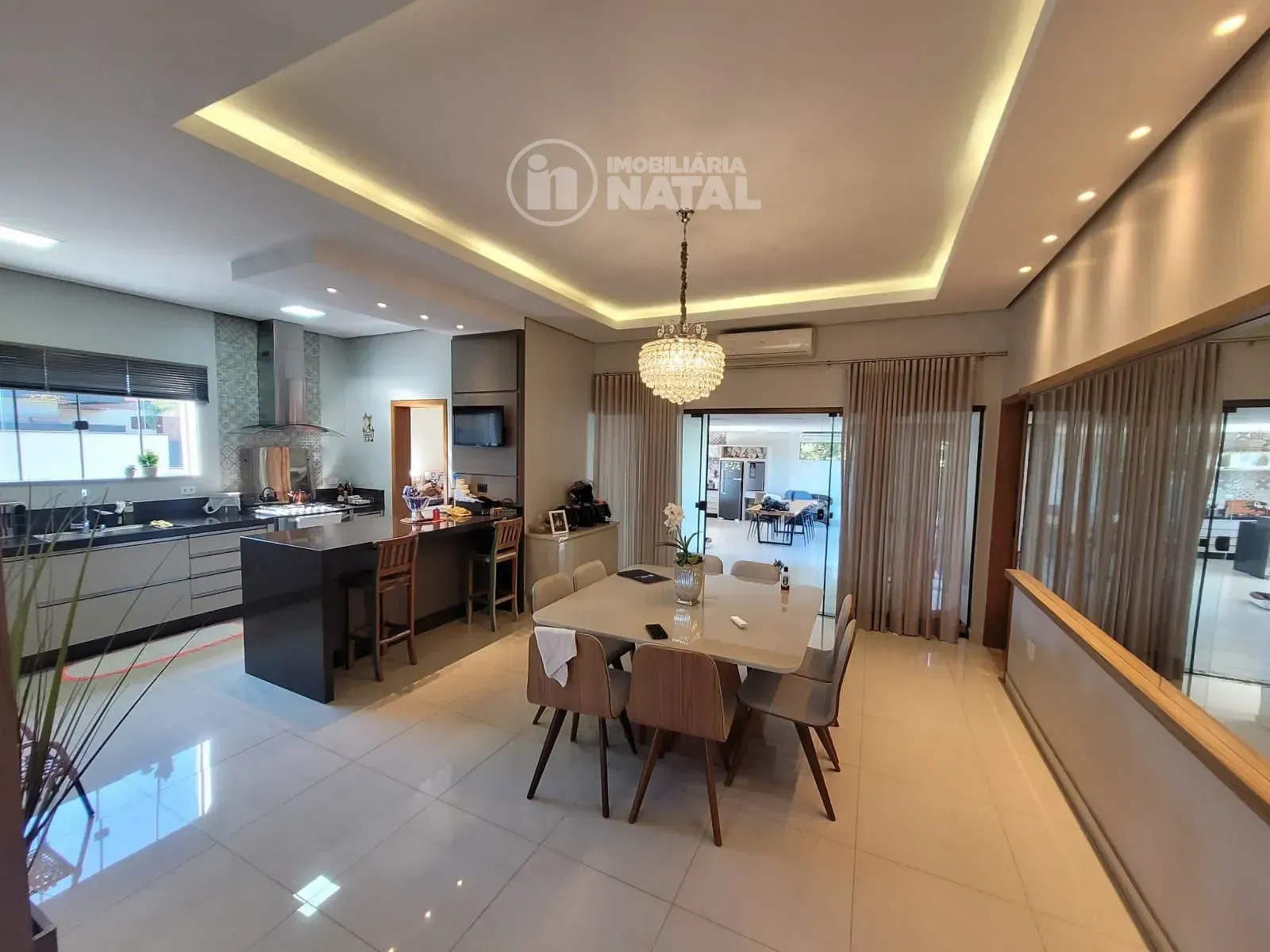 Casa, 3 quartos, 280 m² - Foto 4