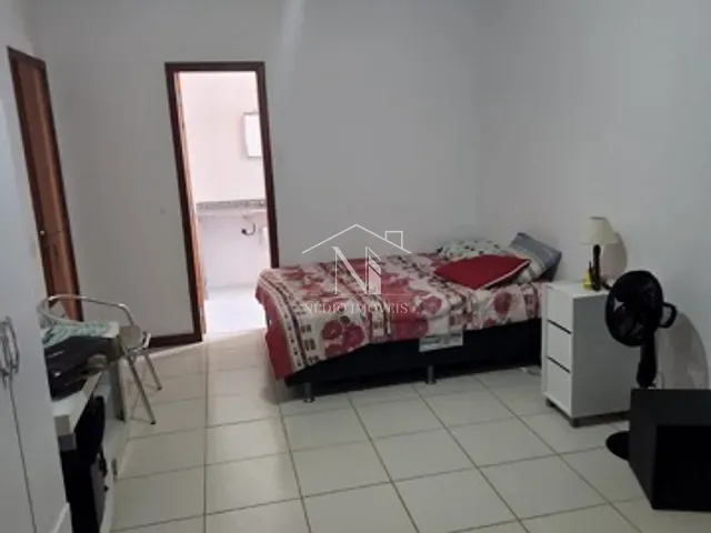 Casa com 480m² 4 quartos e 2 banheiros, à venda, no bairro Guaratiba (Ponta Negra) em Maricá