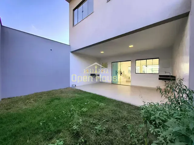 Casa 3 quartos e 3 banheiros, à venda, no bairro Jardim Belvedere em Volta Redonda