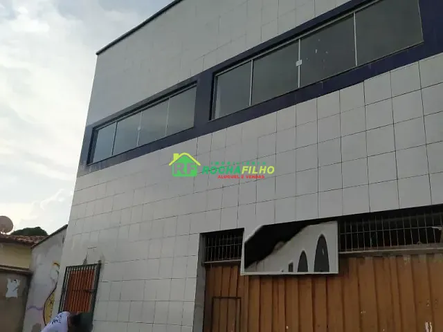 Casa com 528m², para alugar, no bairro Parque Ideal em Teresina