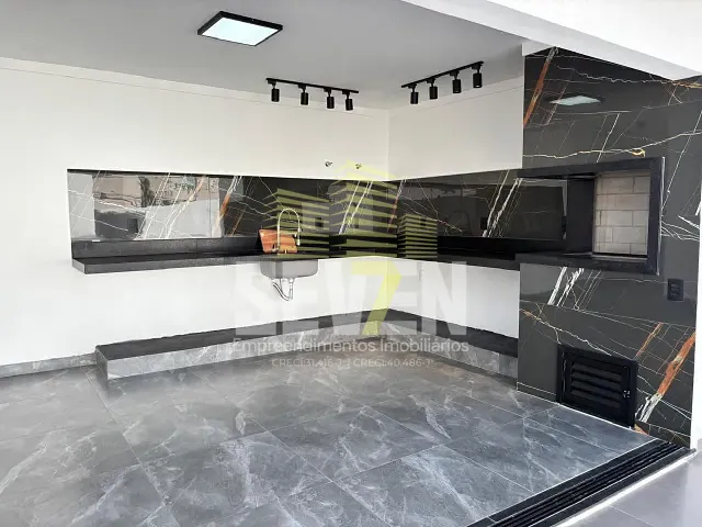 Casa com 363m², à venda, no bairro Jardim Carvalho em Bauru