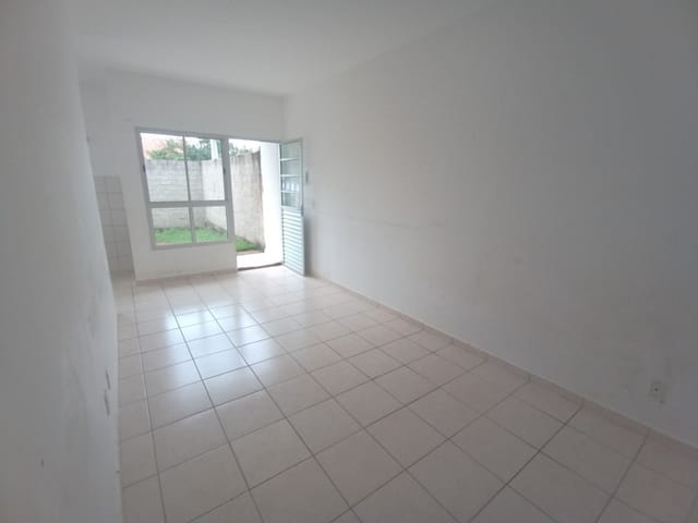 Casa com 160m² 2 quartos e 1 banheiro, para alugar, no bairro Jardim Aurora em São João da Boa Vista