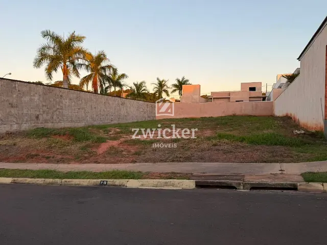 Terreno com 676m², à venda, no bairro Residencial Villa Lobos em Bauru