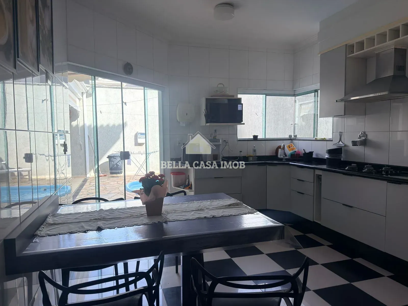 Casa, 3 quartos, 241 m² - Foto 29