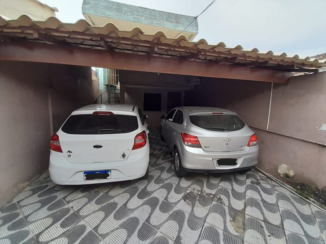 Casa com 270m² 5 quartos e 5 banheiros, à venda, no bairro Parque Jardim Carioca em Campos dos Goytacazes