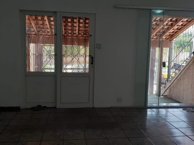 Foto do Casa - Casa com 2 dormitórios, 170 m² - venda por R$ 1.300.000,00 ou aluguel por R$ 2.850,00/mês - Parque Continental - São Paulo/SP | BUSSOCABA ADMINISTRACAO DE BENS E IMOVEIS LTDA