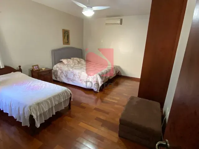 Casa 4 quartos e 6 banheiros, à venda, no bairro Cidade Jardim em Pirassununga