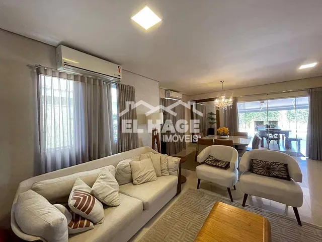 Casa com 375m² 3 quartos e 4 banheiros, à venda, no bairro Jardim Universitário em Cuiabá