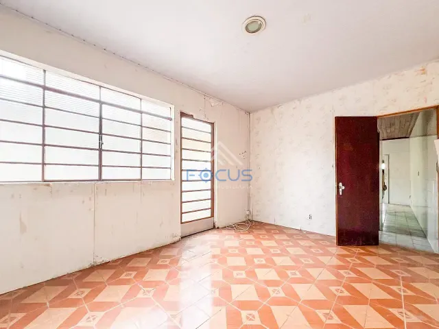 Casa com 141m² 1 quarto e 1 banheiro, à venda, no bairro Vila Manfredi em Jundiaí