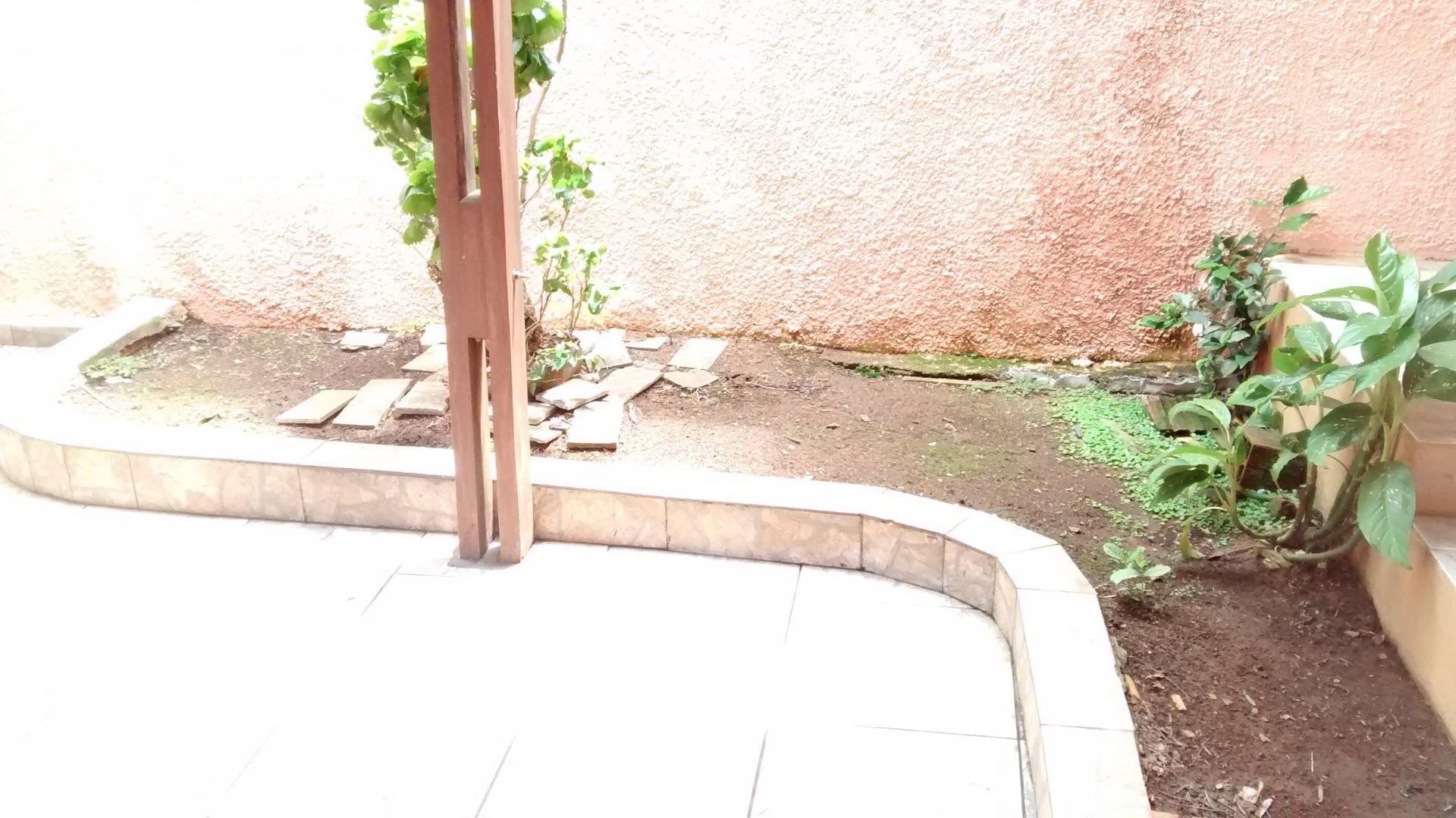 Casa, 4 quartos, 170 m² - Foto 1