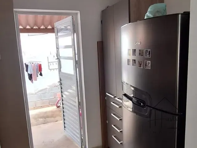 Casa 2 quartos e 2 banheiros, à venda, no bairro Água Espraiada (Caucaia do Alto) em Cotia