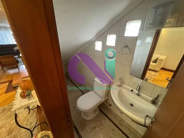 Sobrado com 127m² 4 quartos e 7 banheiros, à venda, no bairro Bussocaba em Osasco
