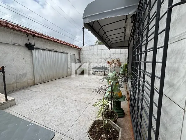 Casa 4 quartos e 5 banheiros, à venda, no bairro Várzea em Recife