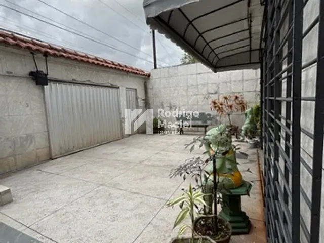 Casa 4 quartos e 5 banheiros, à venda, no bairro Várzea em Recife