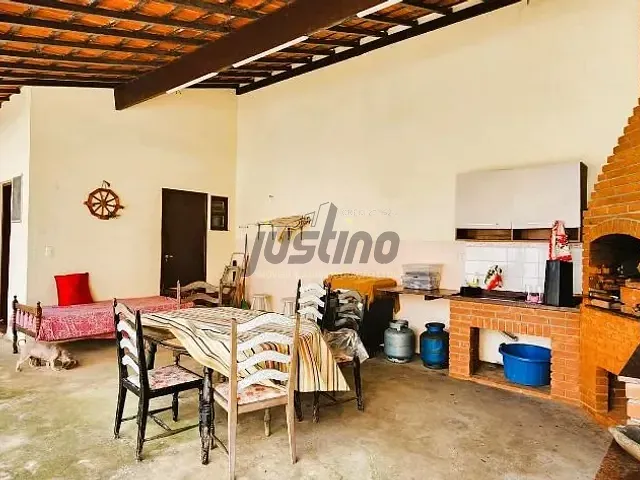 Casa com 360m² 3 quartos e 2 banheiros, à venda, no bairro Cibratel II em Itanhaém