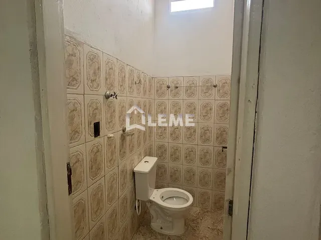 Casa com 310m² 3 quartos e 1 banheiro, à venda, no bairro Jardim Santa Cecília em Mococa