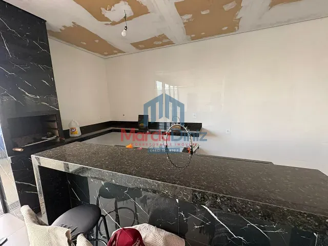 Casa com 360m² 3 quartos e 2 banheiros, à venda, no bairro Parque Das Andorinhas em Ituverava