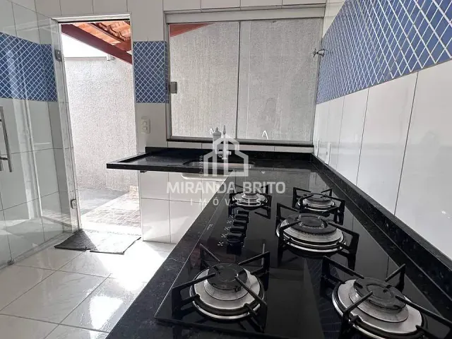Casa 3 quartos e 2 banheiros, à venda, no bairro Pontal Sul - Acréscimo em Aparecida de Goiânia