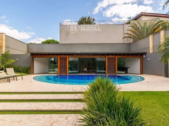 Casa com 1368m² 4 quartos e 3 banheiros, à venda, no bairro Condomínio Royal Golf Residence em Londrina