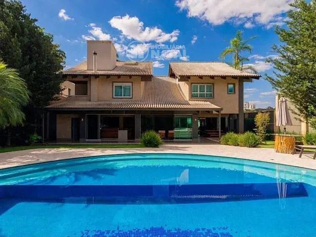 Casa com 1368m² 4 quartos e 3 banheiros, à venda, no bairro Condomínio Royal Golf Residence em Londrina