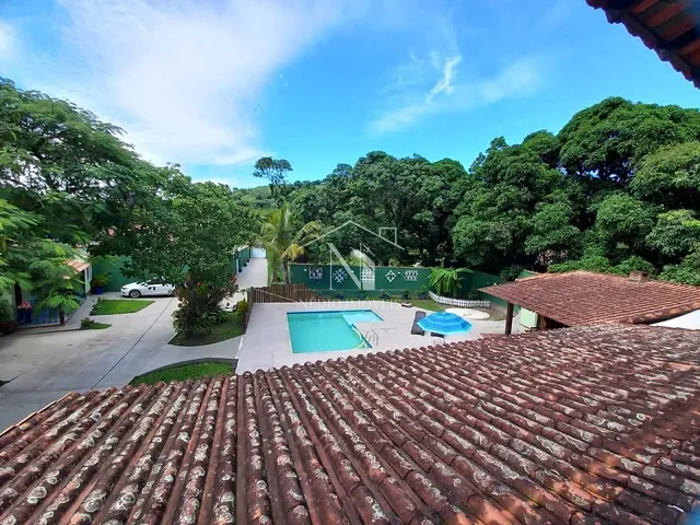 Casa com 1200m² 5 quartos e 5 banheiros, à venda, no bairro Itaocaia Valley em Maricá
