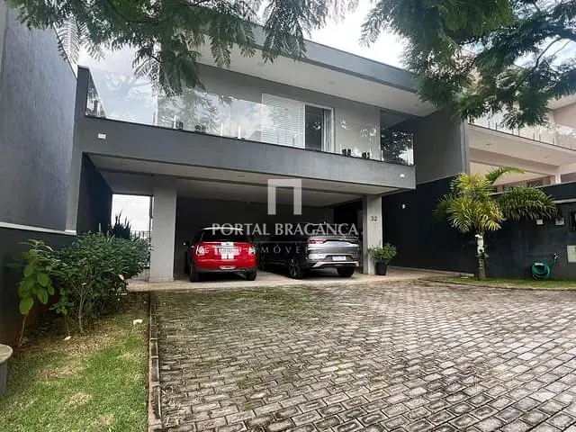 Casa com 330m² 3 quartos e 5 banheiros, à venda, no bairro Condomínio Residencial Euroville II em Bragança Paulista