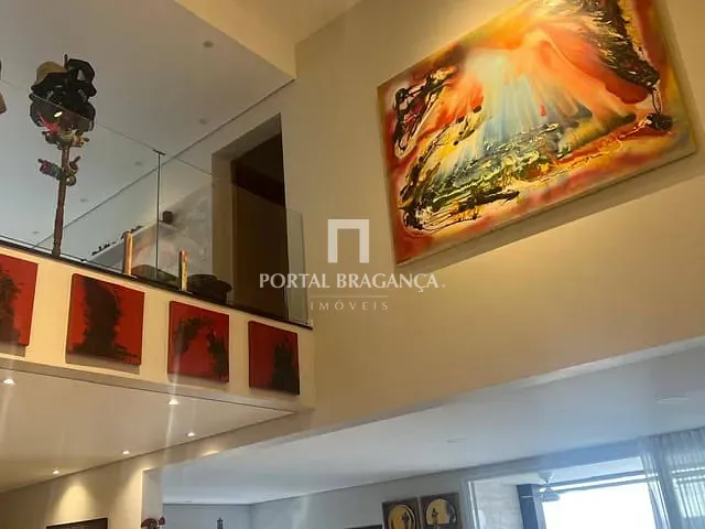 Casa com 330m² 3 quartos e 5 banheiros, à venda, no bairro Condomínio Residencial Euroville II em Bragança Paulista
