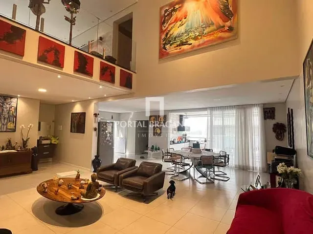 Casa com 330m² 3 quartos e 5 banheiros, à venda, no bairro Condomínio Residencial Euroville II em Bragança Paulista