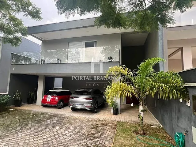 Casa com 330m² 3 quartos e 5 banheiros, à venda, no bairro Condomínio Residencial Euroville II em Bragança Paulista