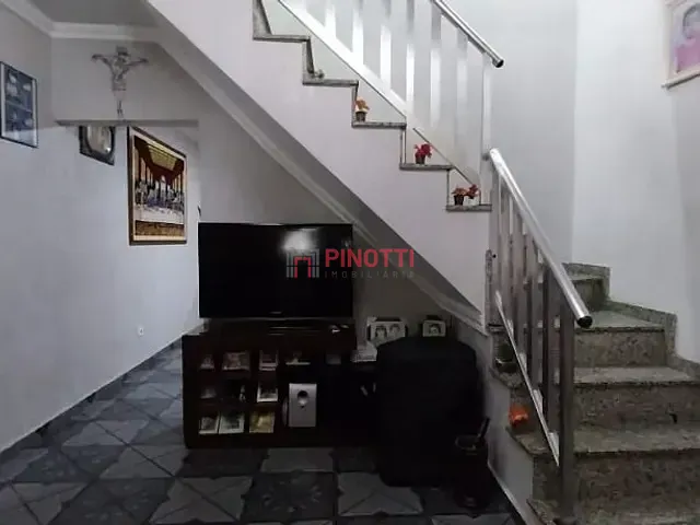 Casa 6 quartos e 4 banheiros, à venda, no bairro Parque Selecta(Montanhão) em São Bernardo do Campo