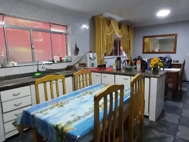 Casa 6 quartos e 4 banheiros, à venda, no bairro Parque Selecta(Montanhão) em São Bernardo do Campo