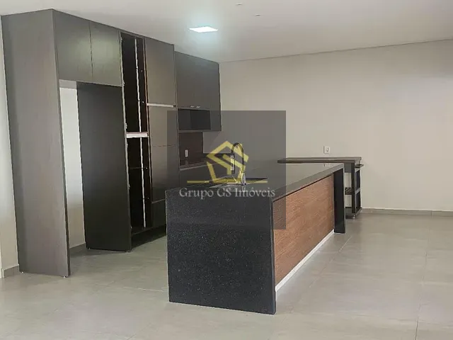 Casa com 800m² 3 quartos e 5 banheiros, à venda, no bairro Monte Alegre em Vinhedo