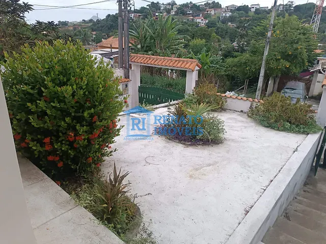 Casa com 528m² 3 quartos e 1 banheiro, à venda, no bairro Flamengo em Maricá