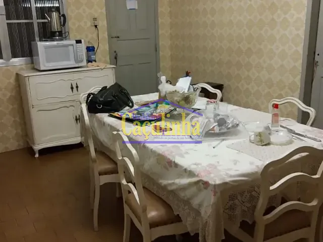 Casa com 440m² 3 quartos e 4 banheiros, à venda, no bairro Centro em Barra do Piraí