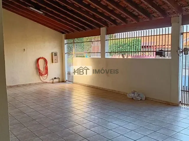 Casa 3 quartos e 3 banheiros, à venda, no bairro Núcleo Residencial Edison Bastos Gasparini em Bauru